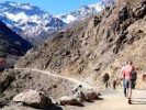 Sommets du toubkal entre hautes vallées et villages berbères